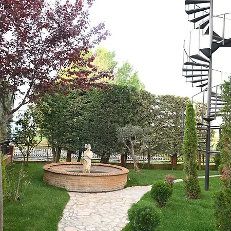 Onufri Hotel