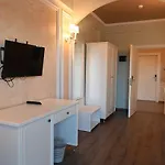 Otel Onufri Golem (Tirana)