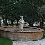 Onufri Otel Golem (Tirana)