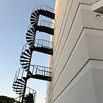 Onufri Otel Golem (Tirana)