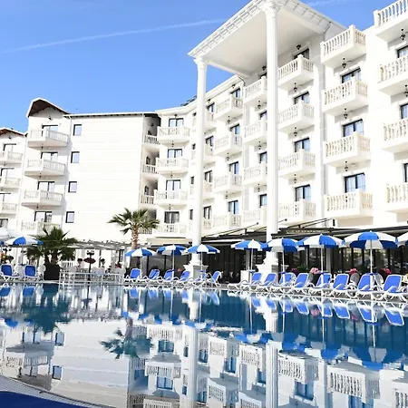 Hotel Onufri 4*