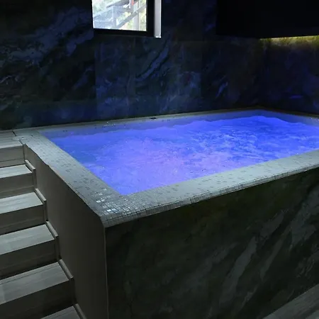 Отель Onufri 4*