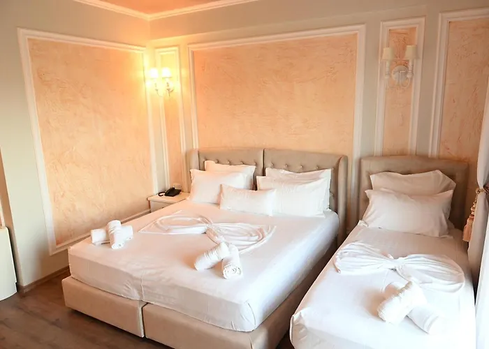 Onufri Hotel Golem (Tirana)